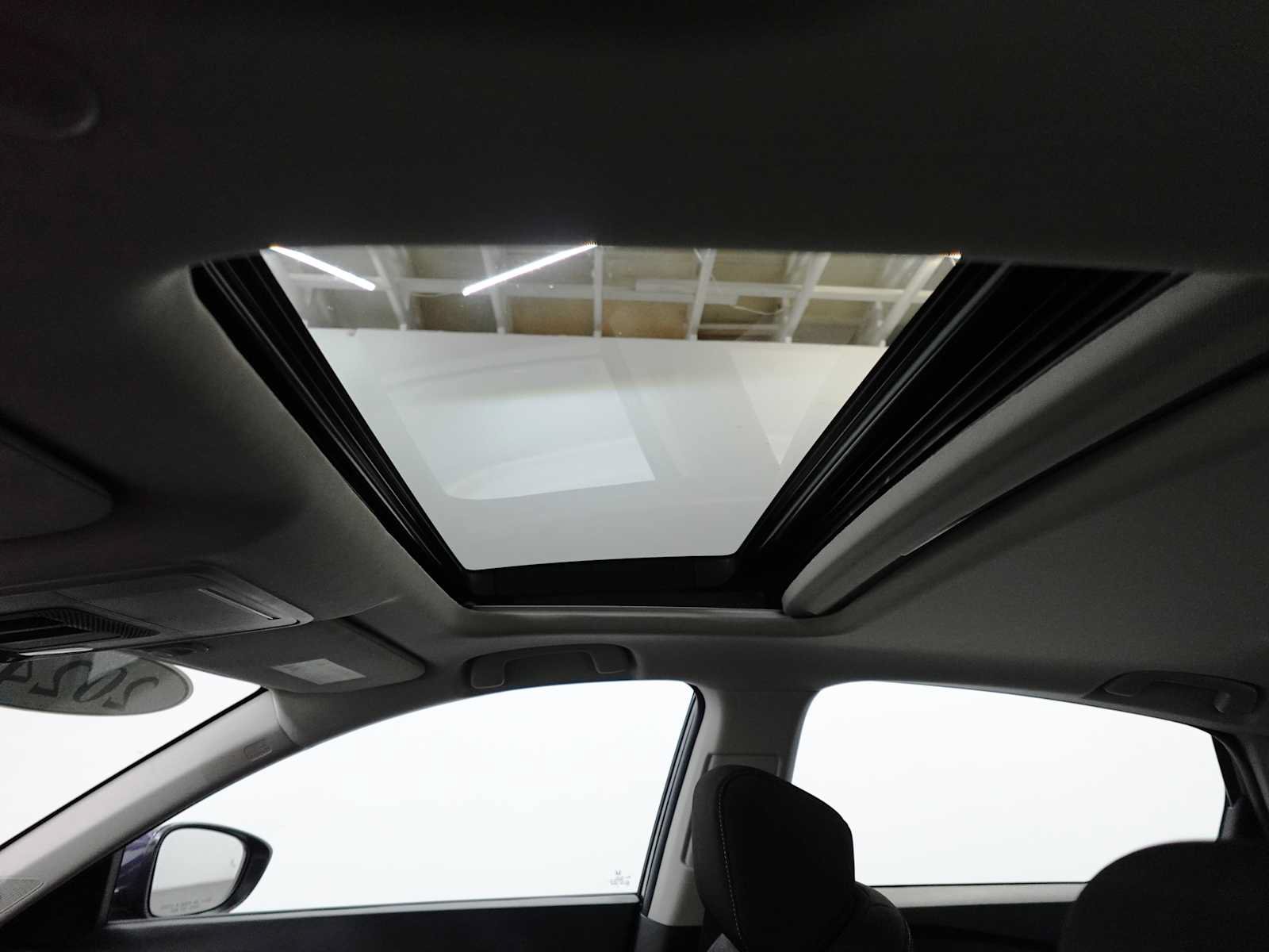Certified 2024 Honda Accord EX image 23