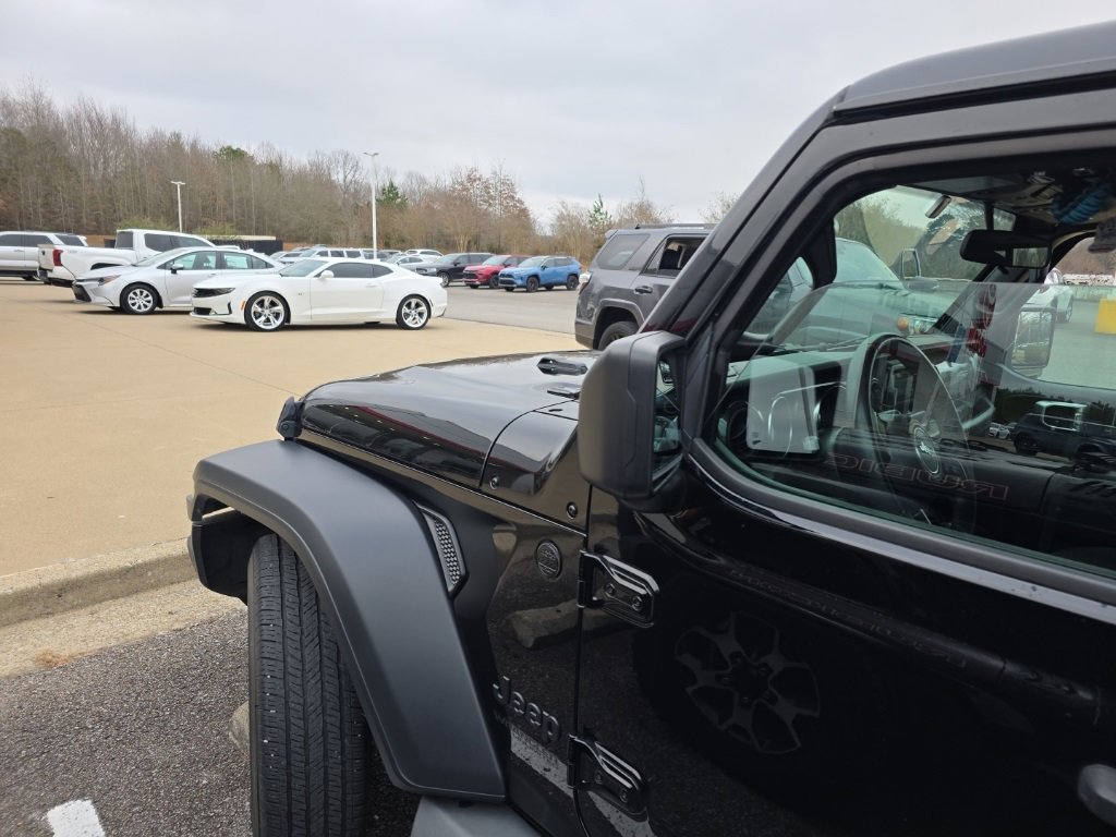 Used 2021 Jeep Wrangler Unlimited Sport w/ Technology Group image 11