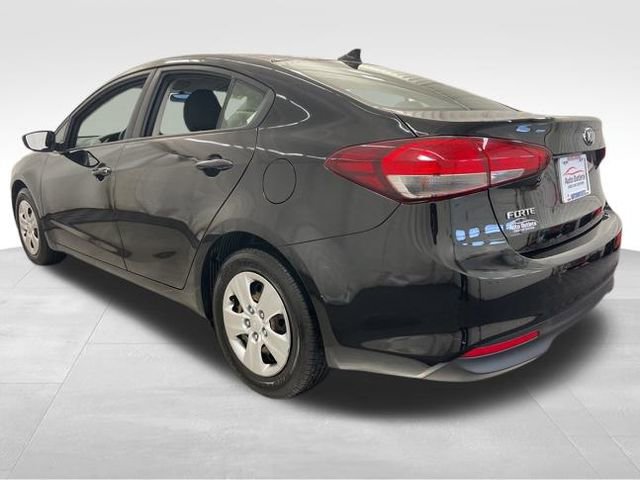 Used 2018 Kia Forte LX image 4