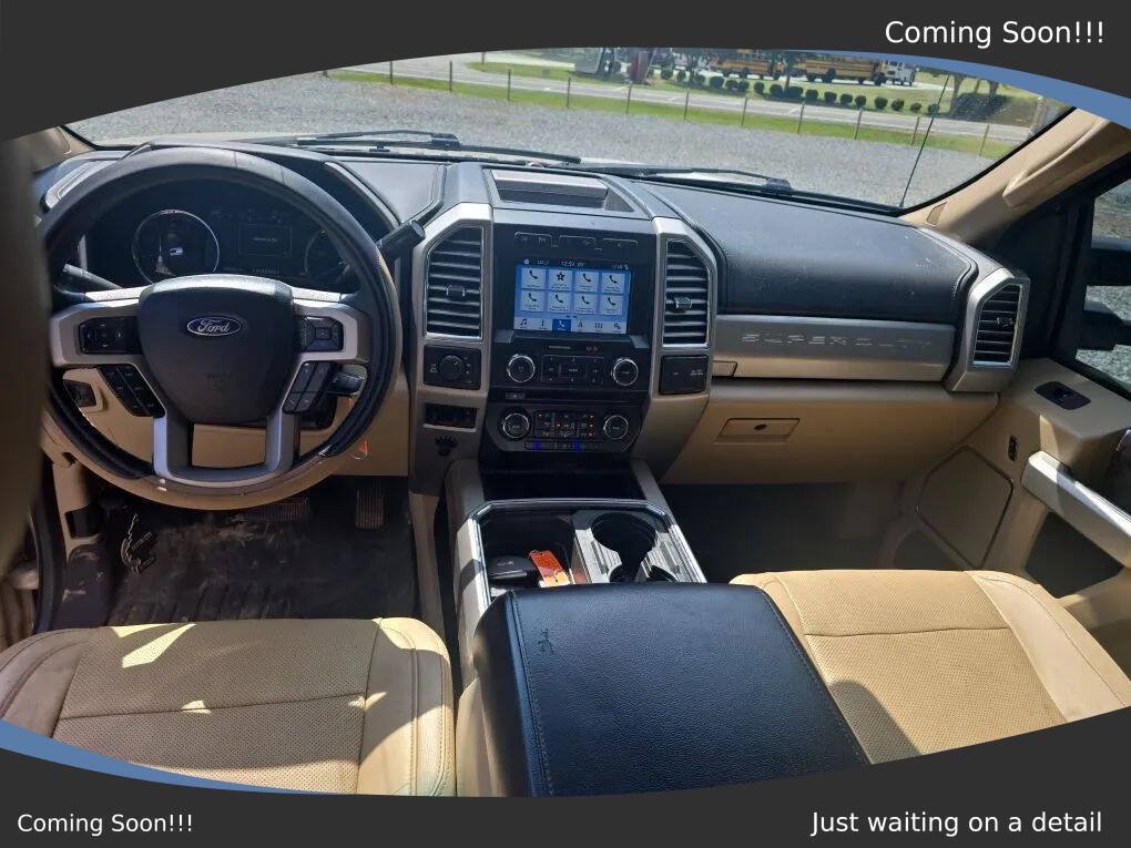 Used 2017 Ford F250 Lariat w/ Chrome Package AWD/4WD image 10