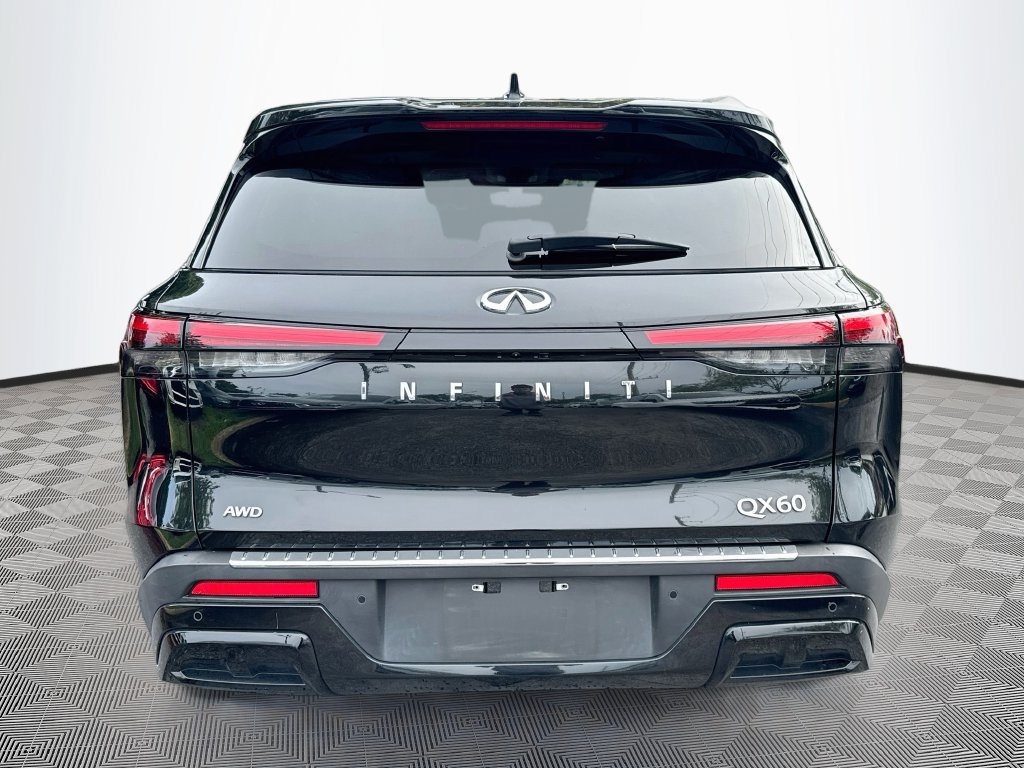 Certified 2024 INFINITI QX60 Luxe w/ Cargo Package AWD/4WD image 7