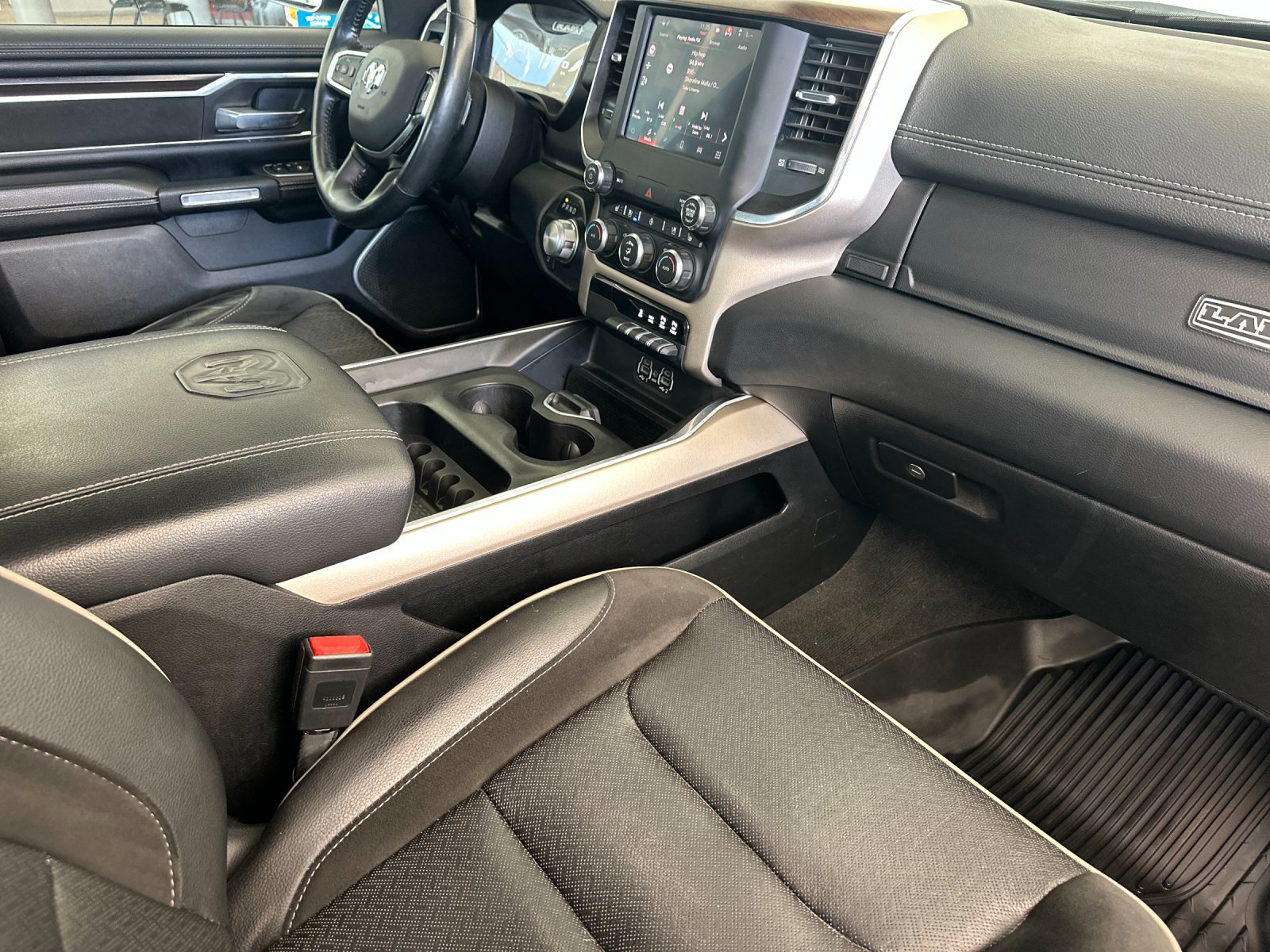 Used 2022 RAM 1500 Laramie RWD image 16