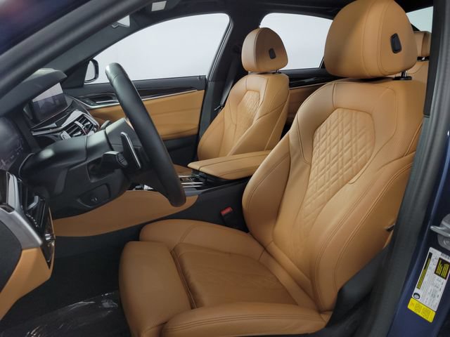 Used 2023 BMW 540i w/ M Sport Package RWD image 14