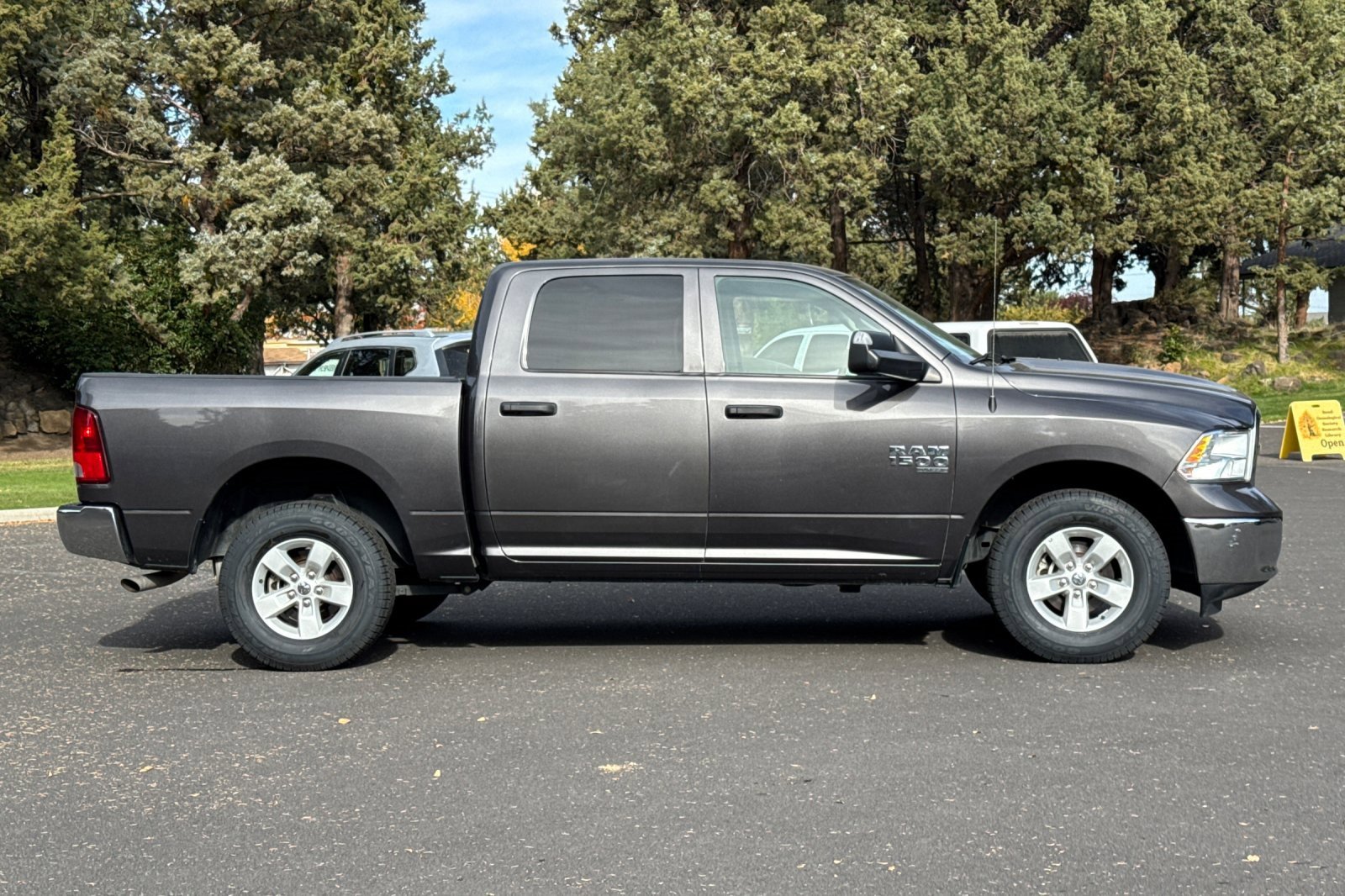 Used 2023 RAM 1500 Classic SLT w/ Trailer & Traction Group image 3