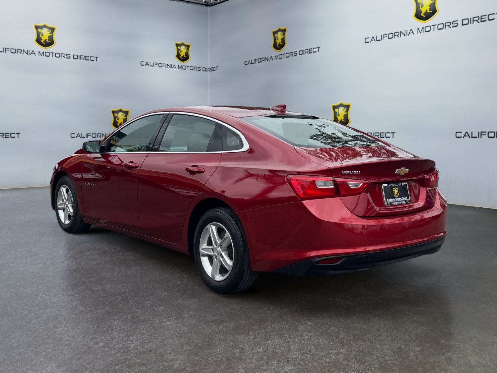 Used 2024 Chevrolet Malibu LT FWD image 3