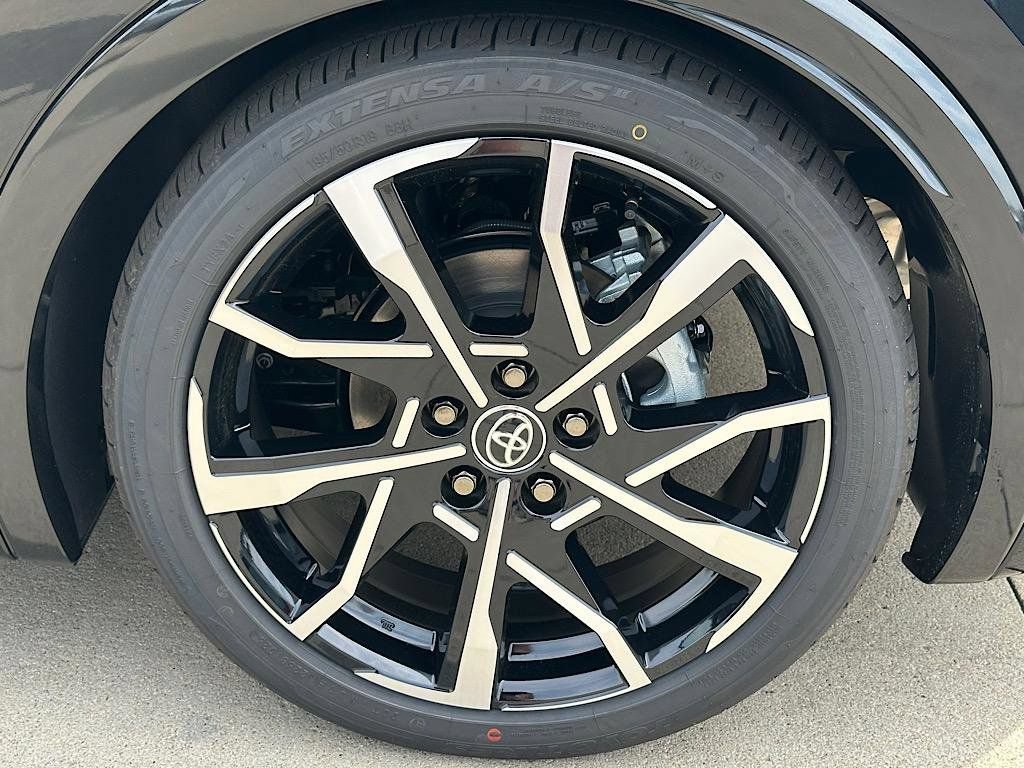 New 2026 Toyota Prius Plug-In Hybrid FWD image 17