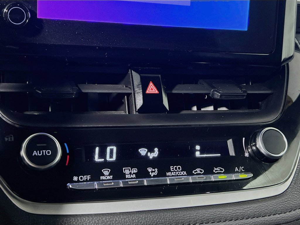 Used 2023 Toyota Corolla SE FWD image 23