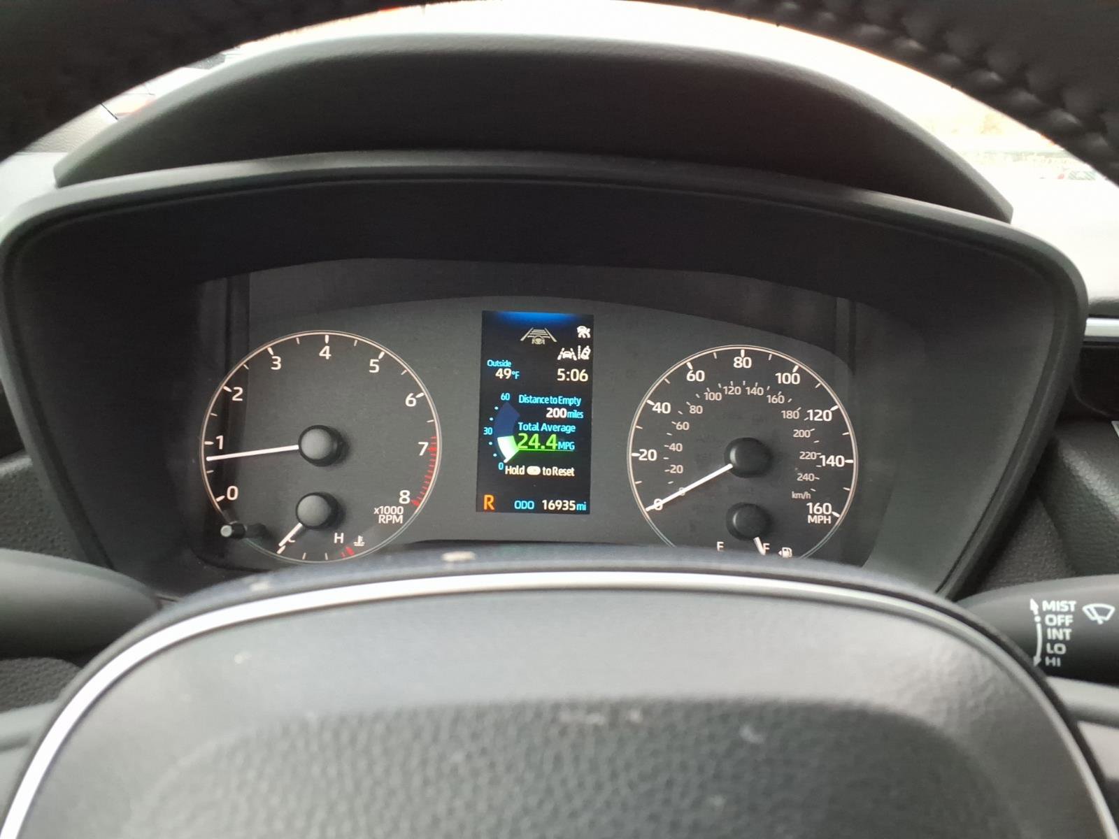 Certified 2023 Toyota Corolla SE w/ SE Premium Package image 21