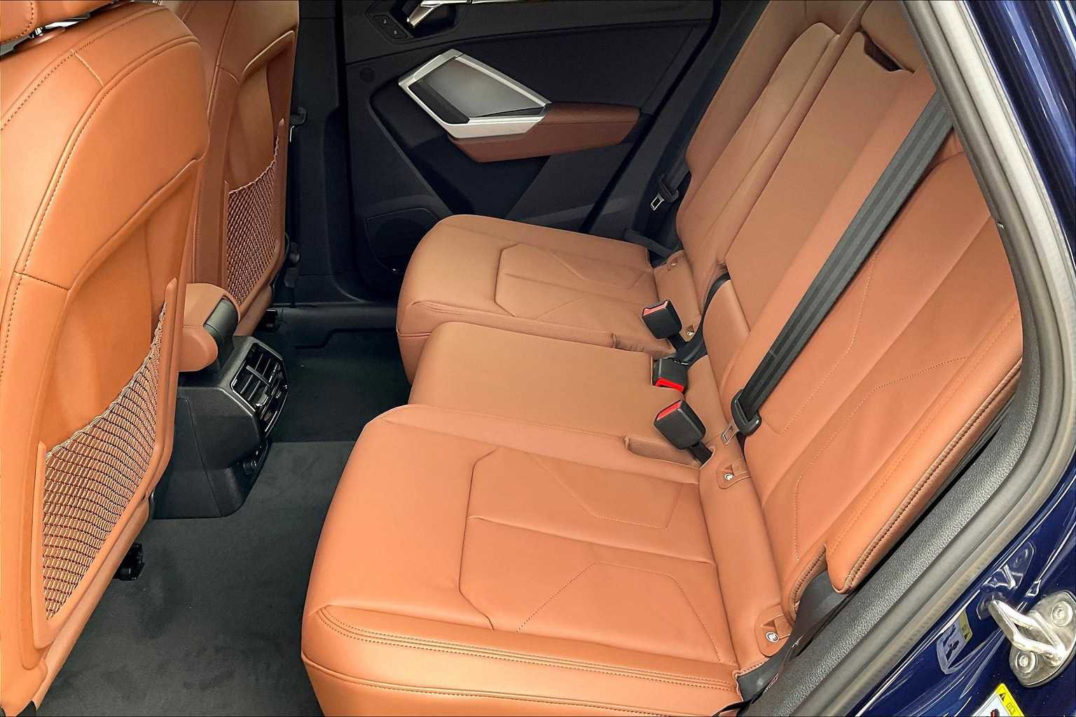 Used 2025 Audi Q3 2.0T Premium Plus w/ Premium Plus Package AWD/4WD image 17