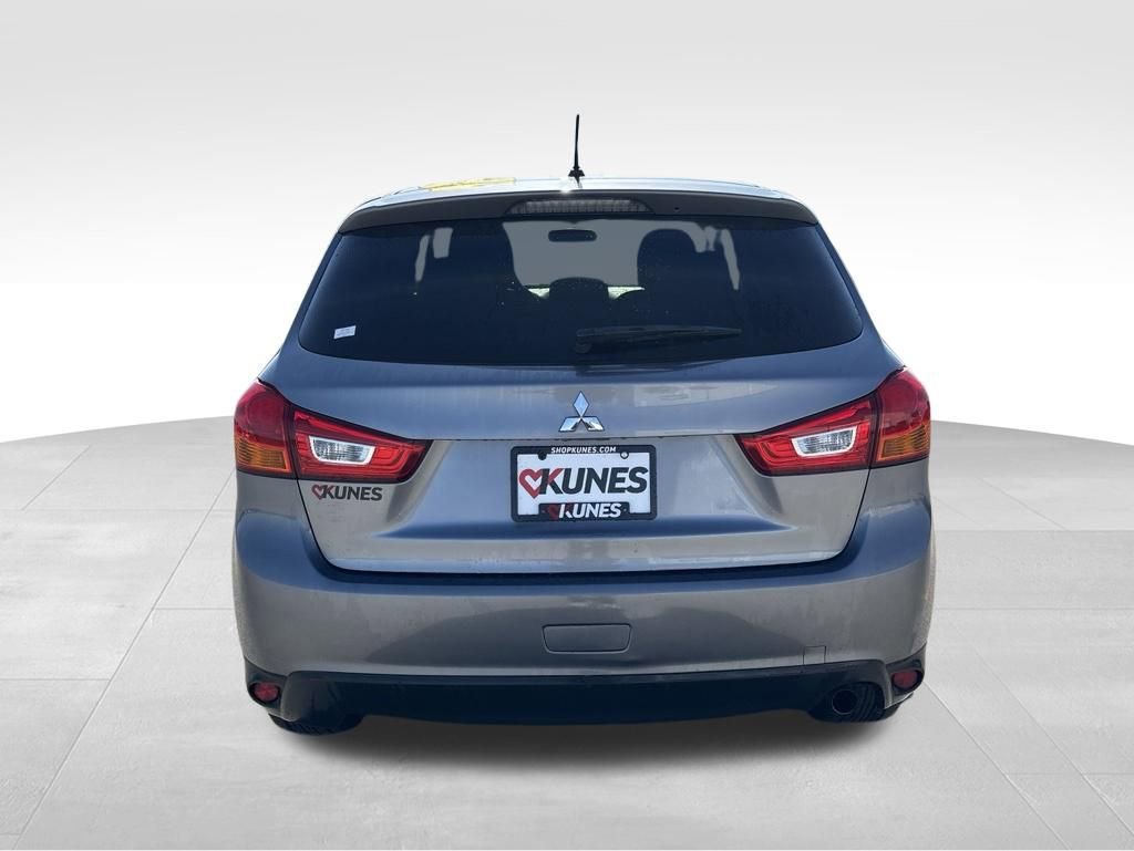 Used 2014 Mitsubishi Outlander Sport ES AWD/4WD image 7