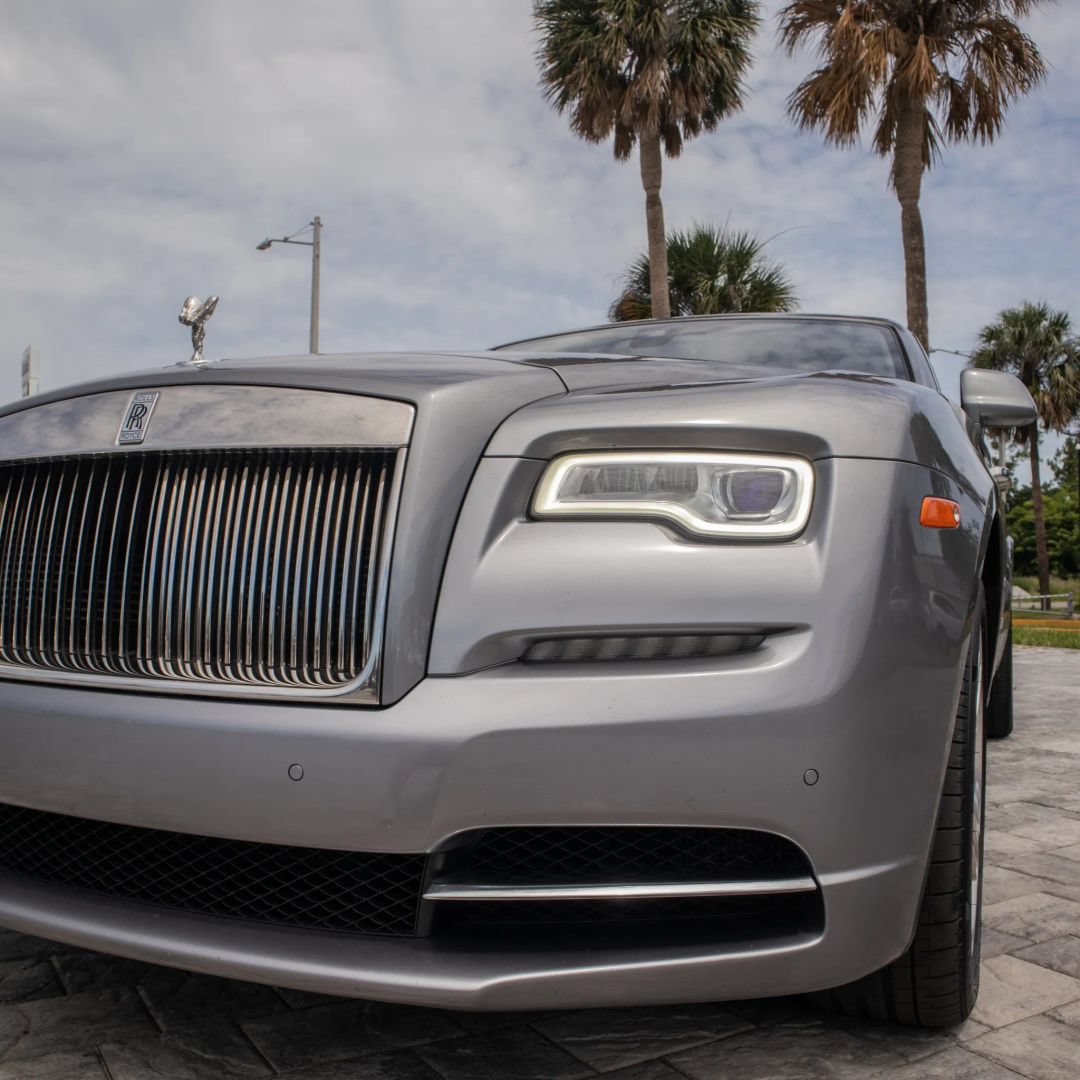 Used 2019 Rolls-Royce Wraith RWD image 43