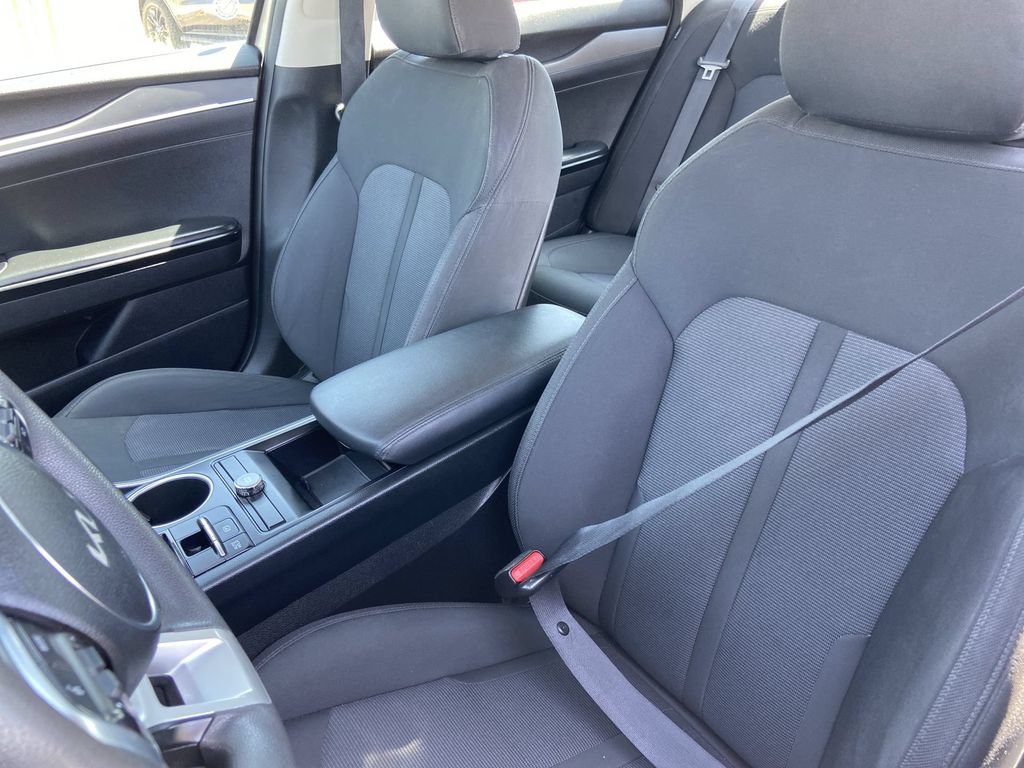 Used 2022 Kia K5 LXS FWD image 14