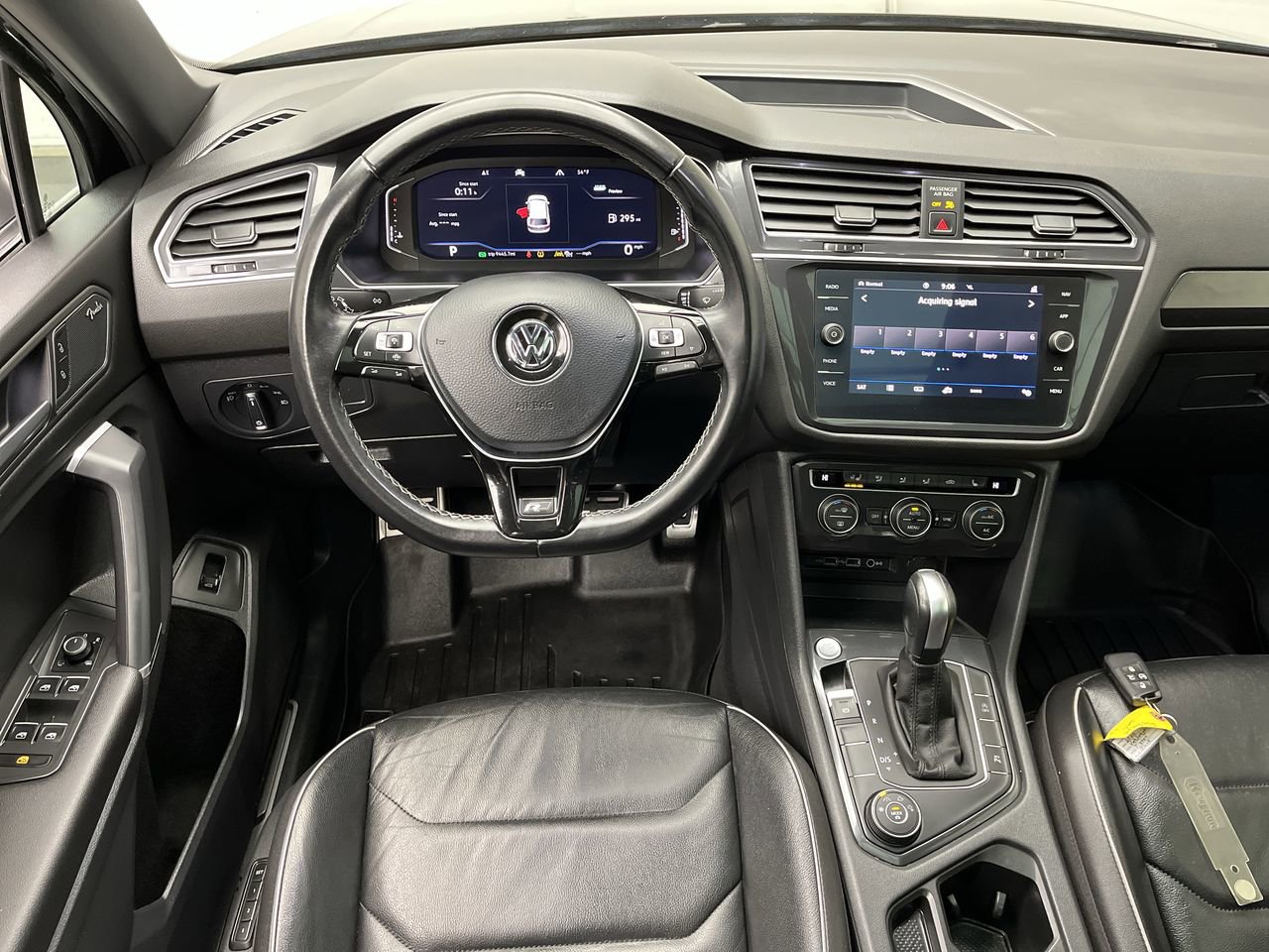 Used 2020 Volkswagen Tiguan SEL Premium R-Line AWD/4WD image 15