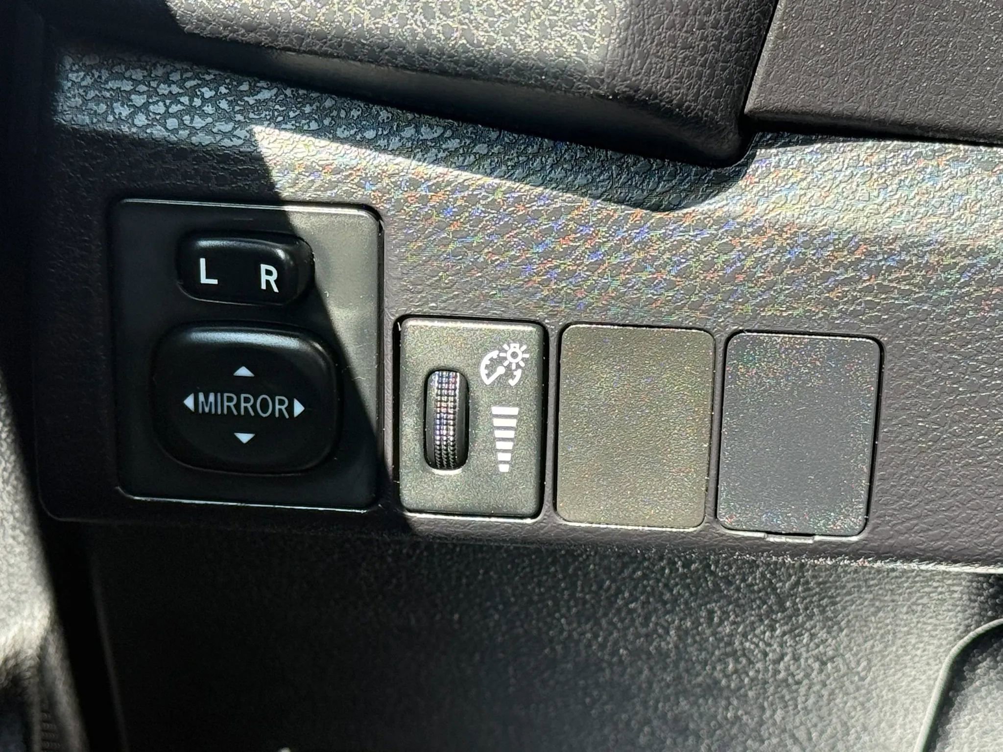Used 2015 Toyota Corolla S FWD image 35