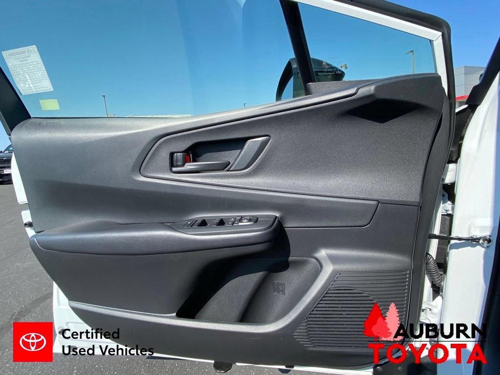 Certified 2026 Toyota Prius Plug-In Hybrid FWD image 32