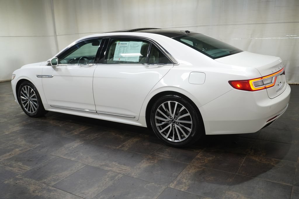 Used 2017 Lincoln Continental Select FWD image 8
