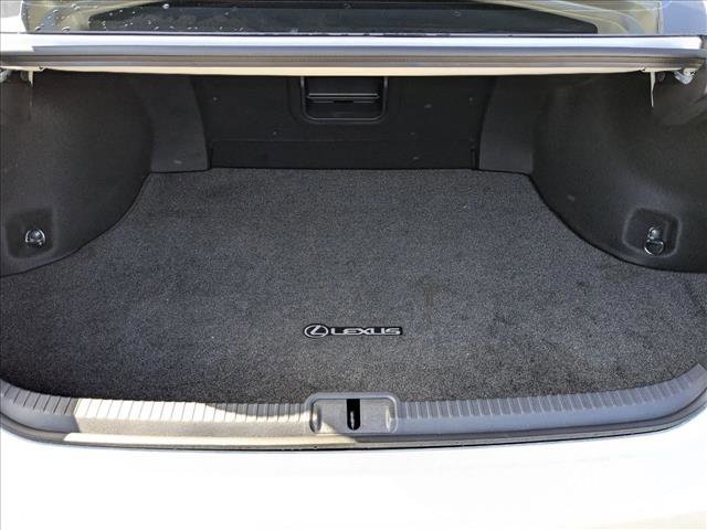 Used 2025 Lexus ES 300h w/ Premium Package image 6