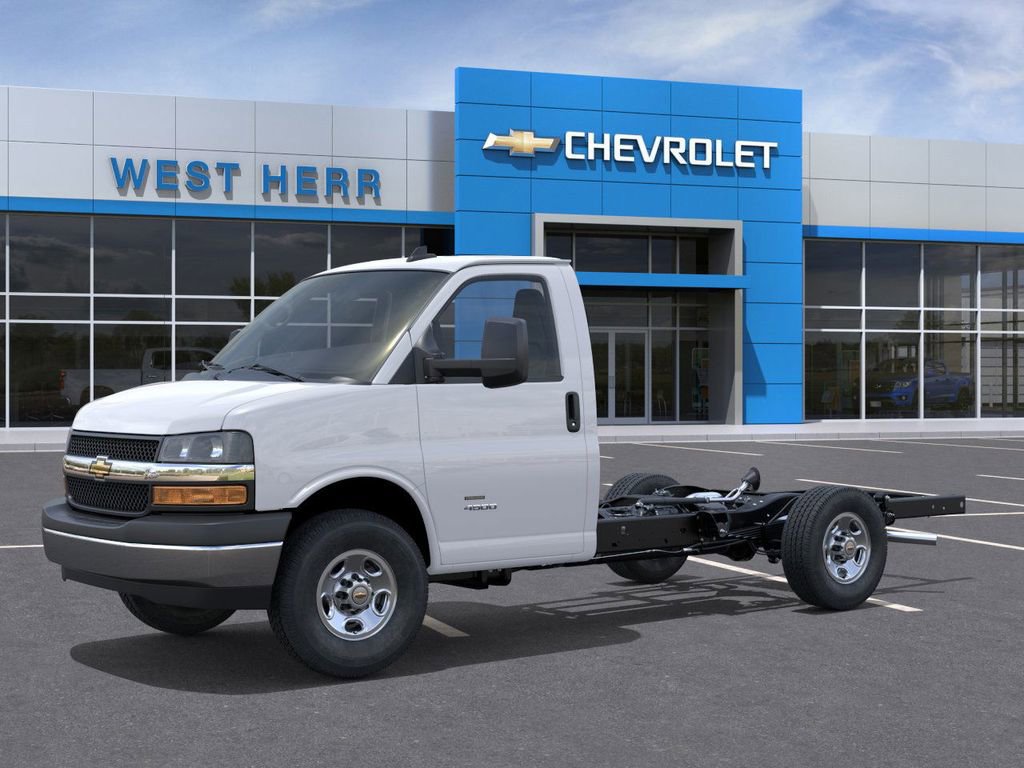 New 2025 Chevrolet Express 3500 w/ Power Convenience Package RWD image 43