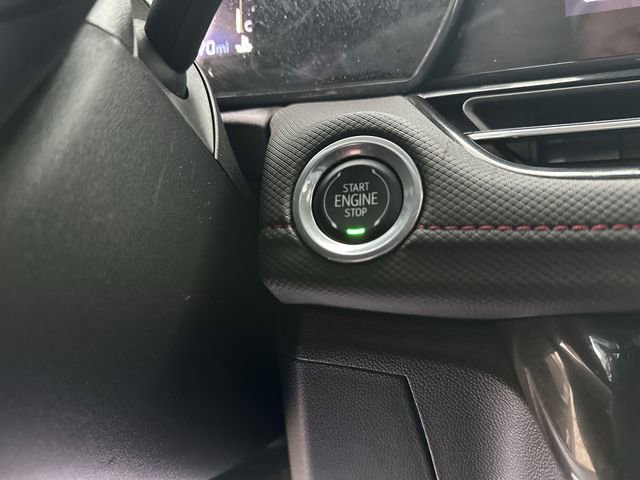 Certified 2025 Chevrolet TrailBlazer RS w/ Convenience Package image 18