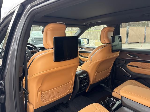 Certified 2025 Jeep Grand Cherokee L Summit w/ Advanced Protech Group IV AWD/4WD image 20