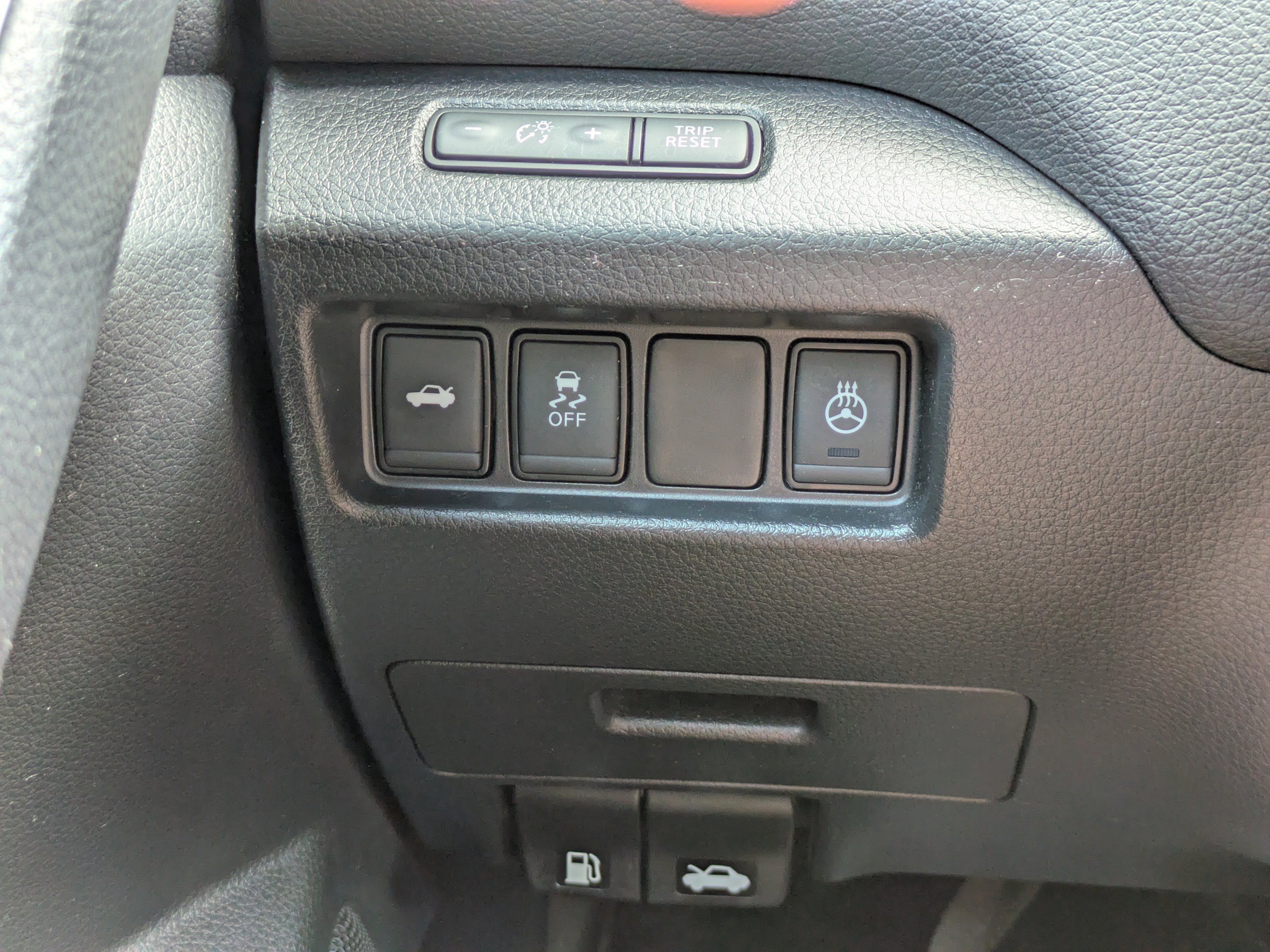 Used 2018 Nissan Altima 2.5 SV w/ 2.5 SV Technology Package image 24