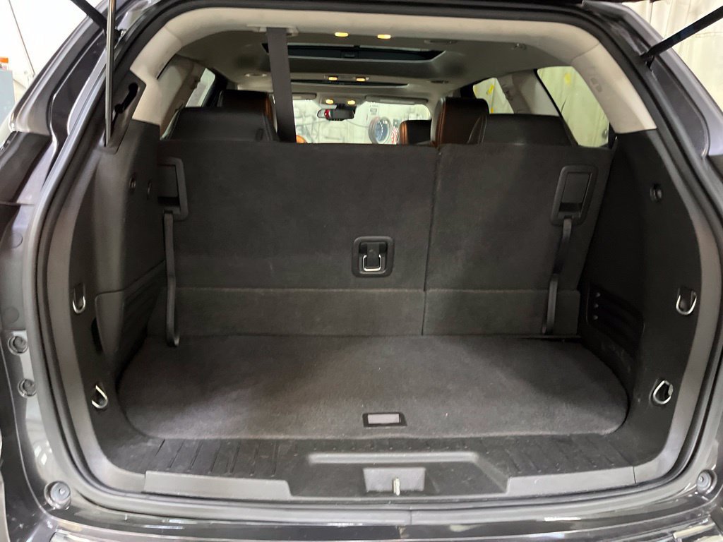 Used 2017 Chevrolet Traverse Premier AWD/4WD image 32