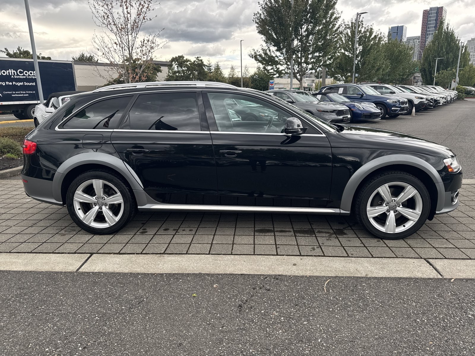 Used 2015 Audi A4 Premium Plus w/ Technology Package AWD/4WD image 4