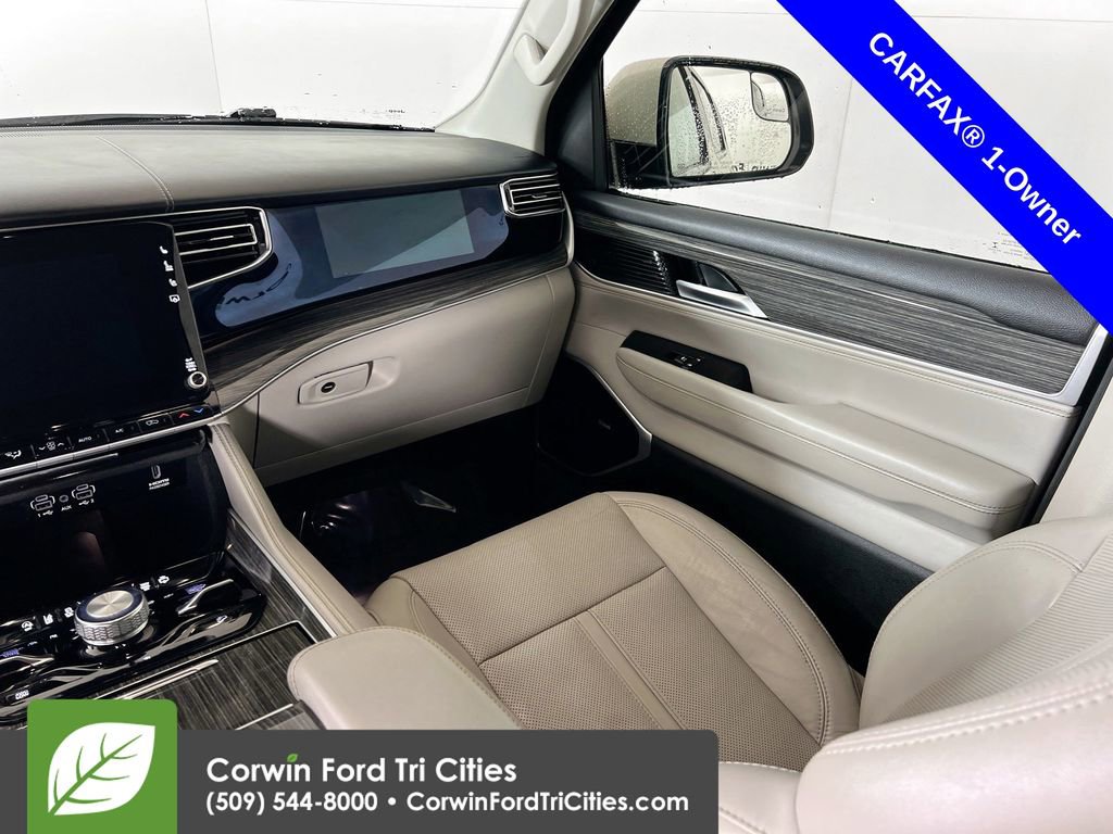 Used 2022 Jeep Wagoneer Series III w/ Premium Group I image 29