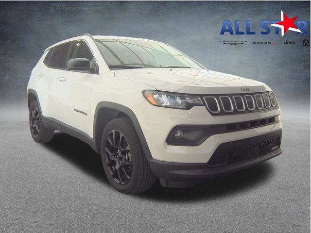 Used 2022 Jeep Compass Latitude AWD/4WD image 1