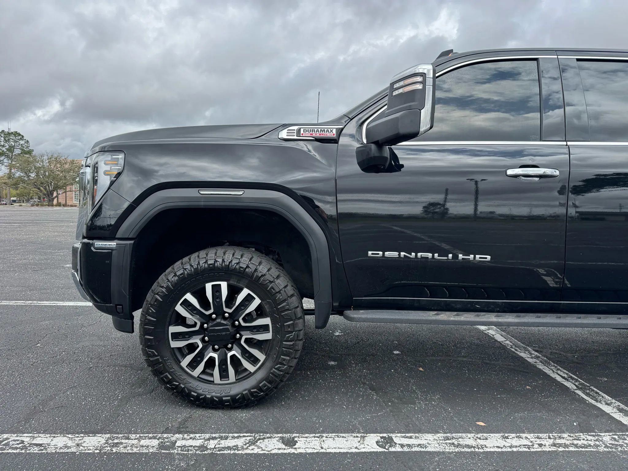 Used 2024 GMC Sierra 2500 Denali AWD/4WD image 10