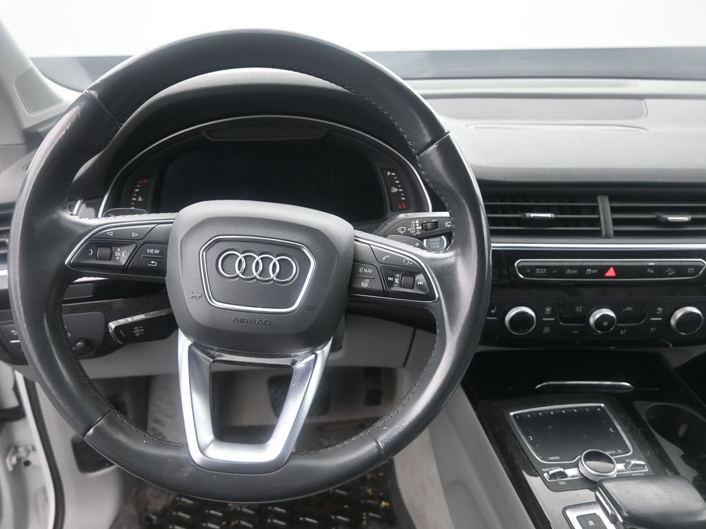 Used 2019 Audi Q7 3.0T Premium Plus w/ Premium Plus Package image 23