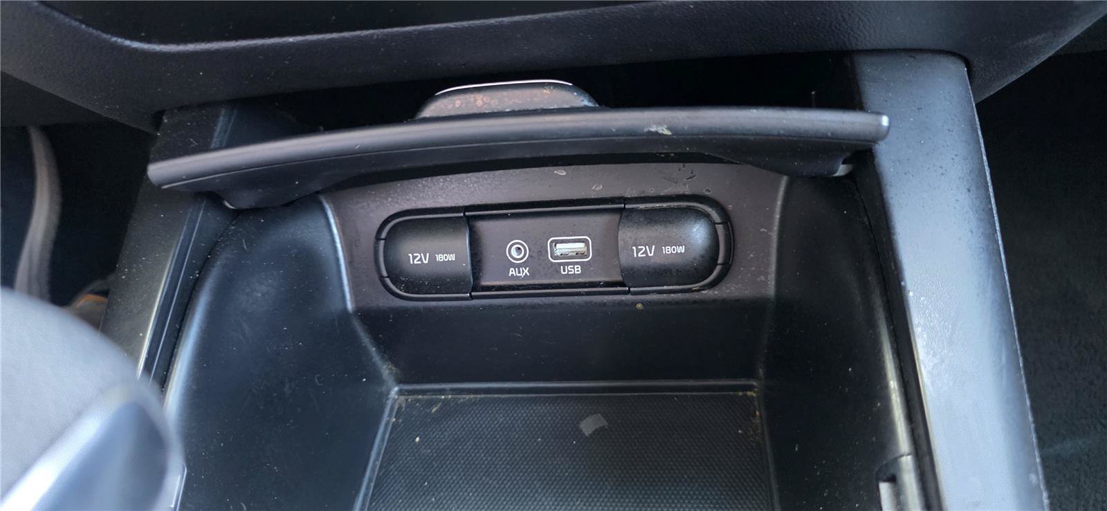 Used 2019 Kia Sorento L FWD image 22