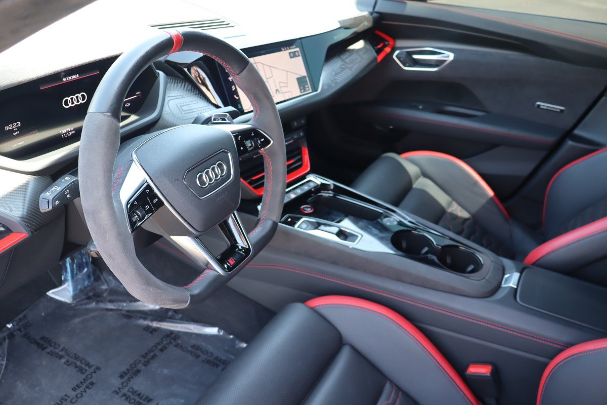 Used 2023 Audi RS e-tron GT AWD/4WD image 9