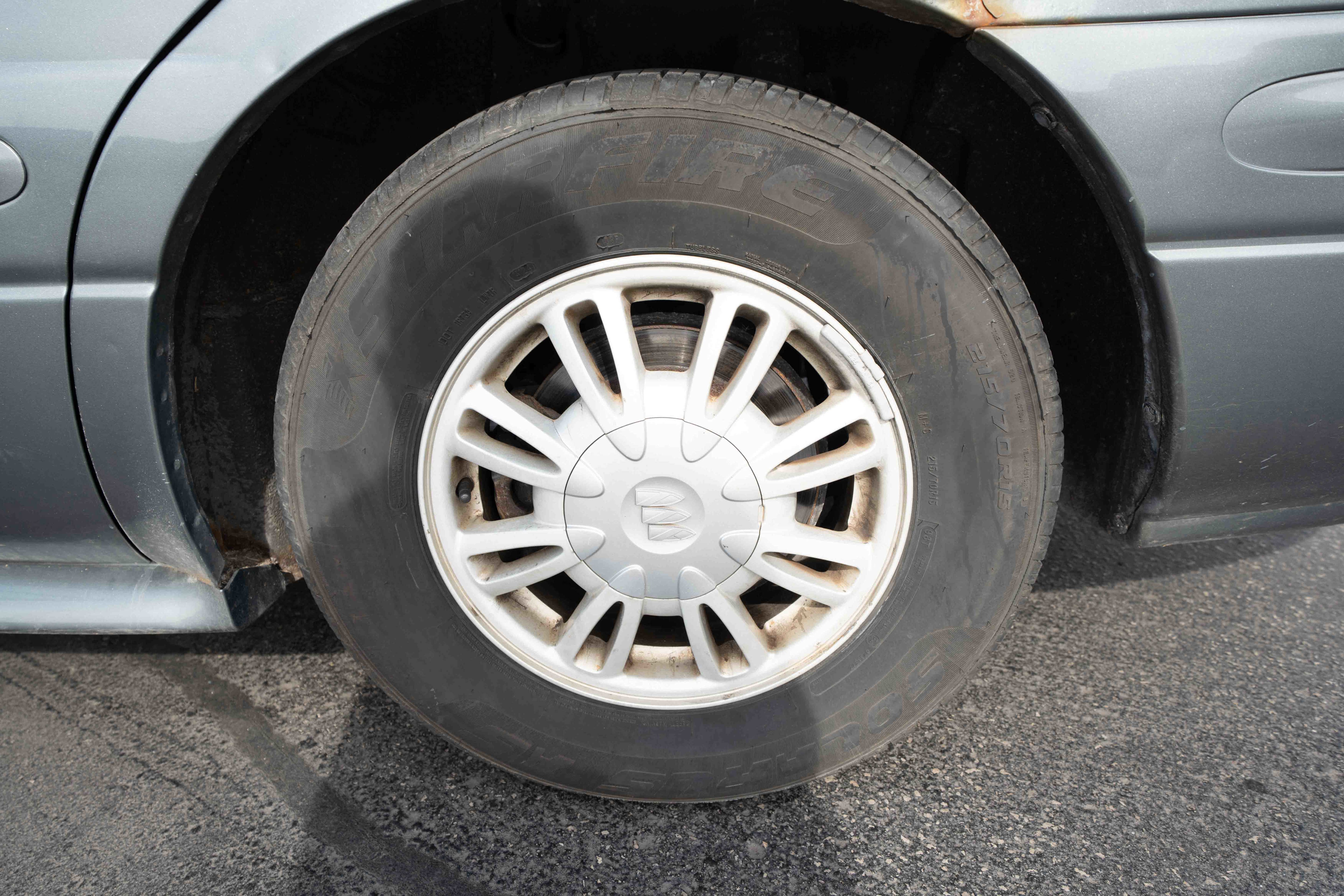 Used 2005 Buick Le Sabre Custom image 28