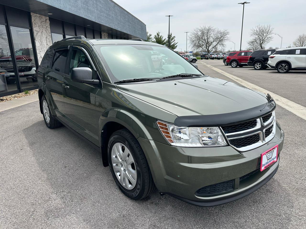 Used 2017 Dodge Journey SE w/ Flexible Seating Group FWD image 9