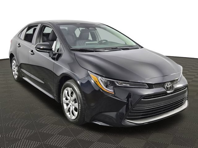New 2026 Toyota Corolla LE FWD video 1