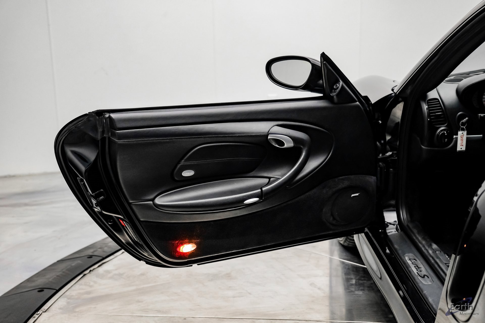 Used 2005 Porsche 911 Turbo S image 69