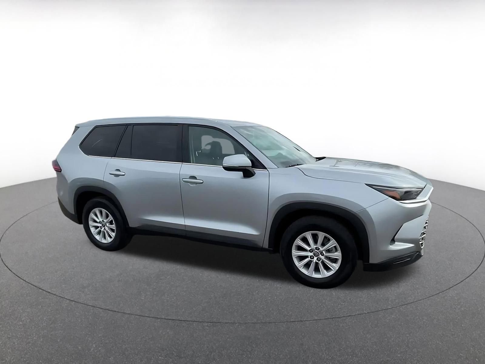 Used 2025 Toyota Grand Highlander FWD video 2