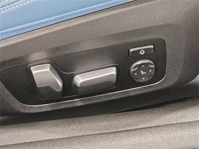 Used 2022 BMW M4 Coupe image 25