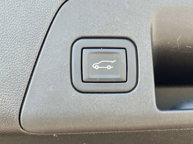 Used 2023 Buick Envision Avenir AWD/4WD image 12