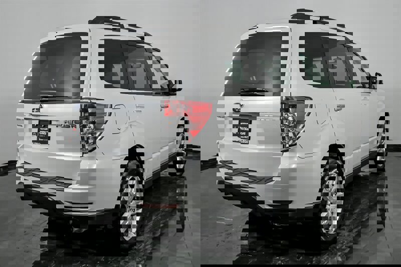 Used 2010 Subaru Forester 2.5X Limited image 10