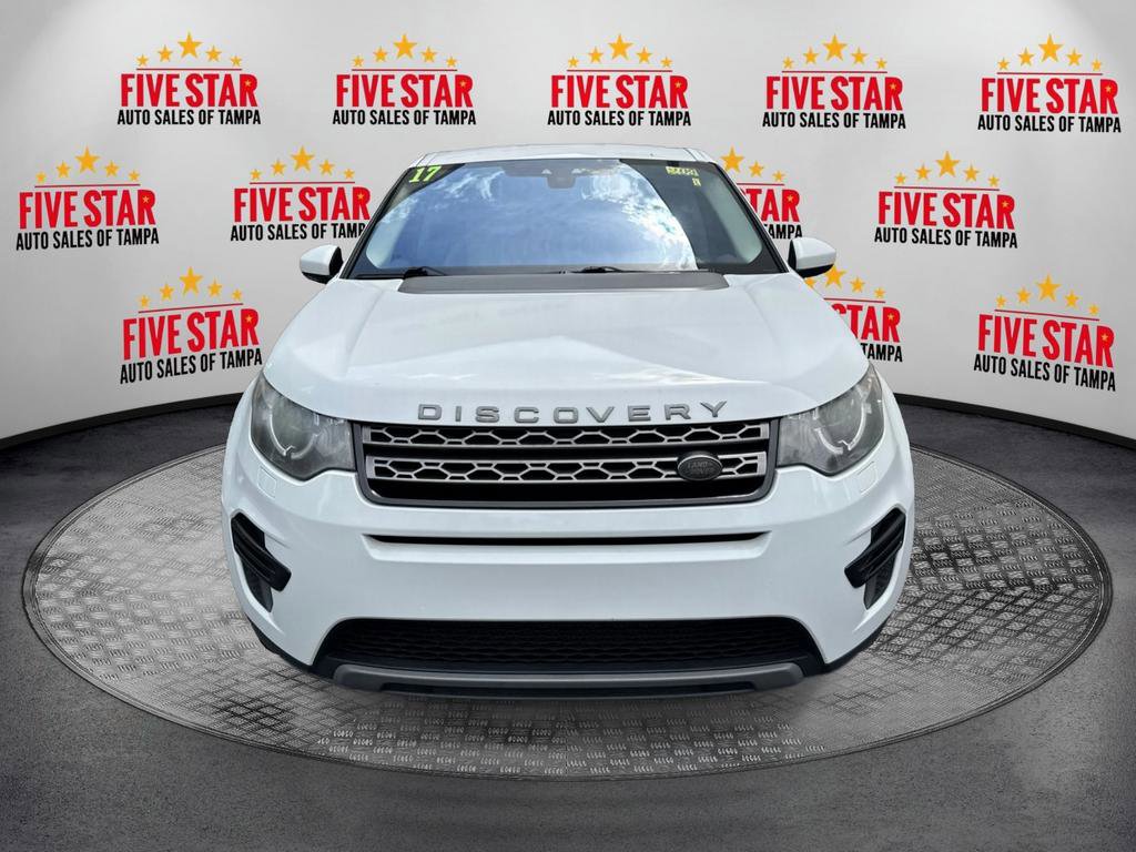 Used 2017 Land Rover Discovery Sport SE image 2