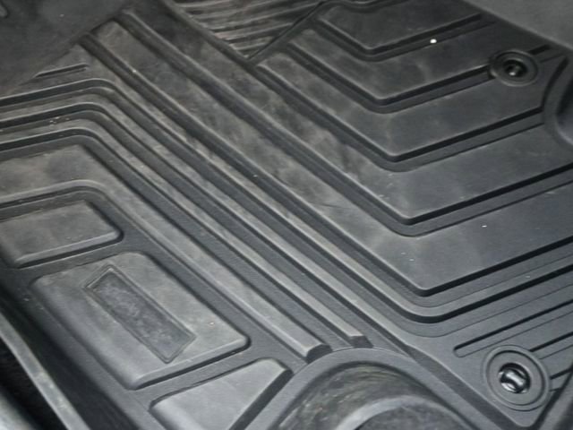 Used 2022 Toyota Highlander XLE image 26