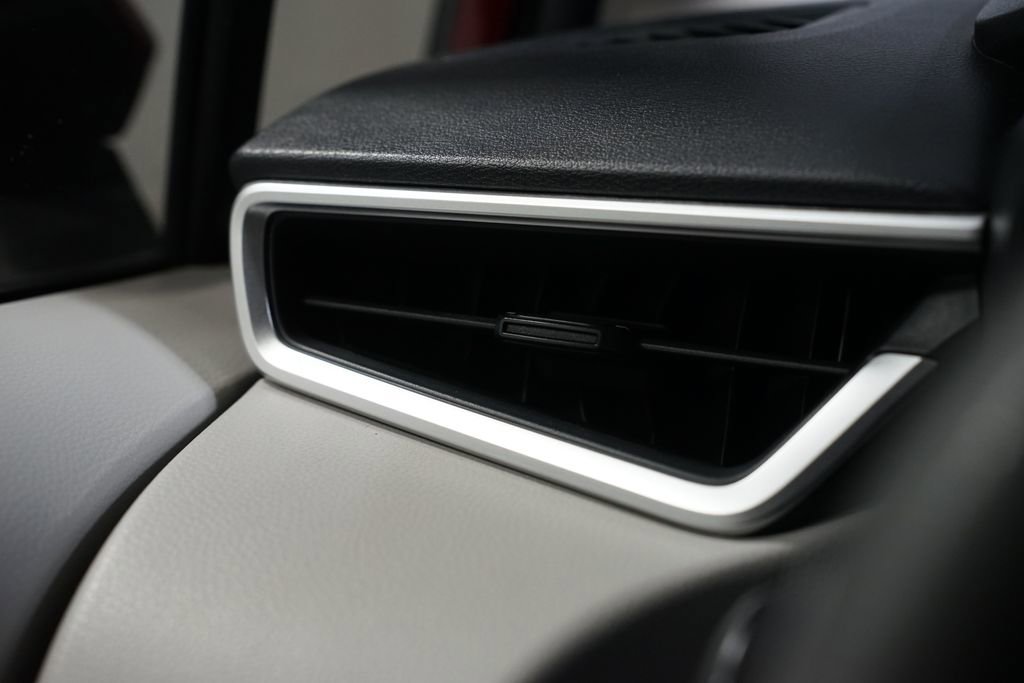 Certified 2022 Toyota Corolla LE image 24