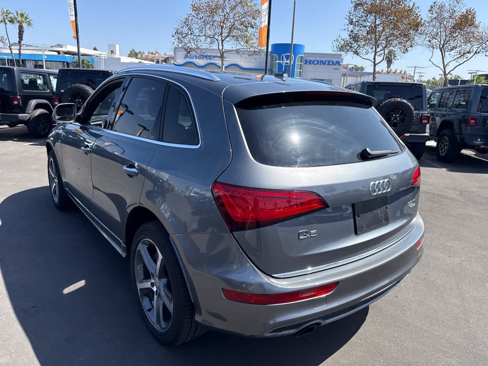 Used 2017 Audi Q5 3.0T Premium Plus AWD/4WD image 16