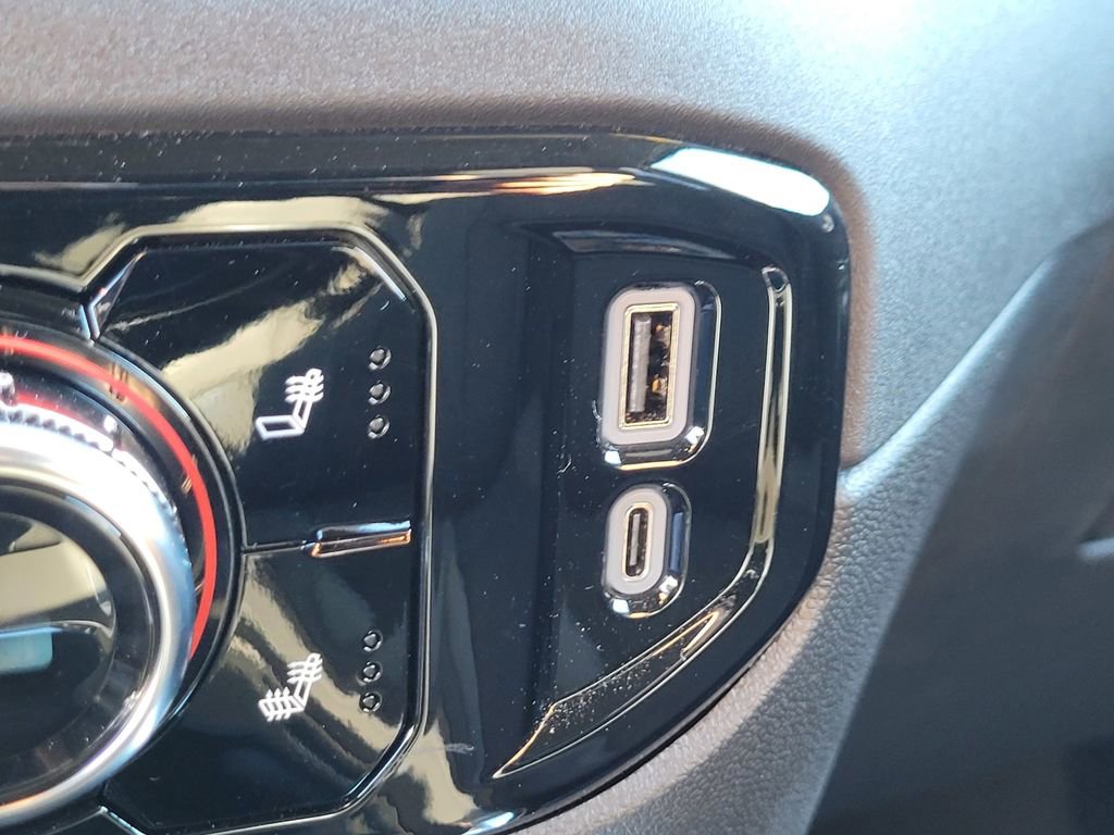 New 2026 GMC Sierra 1500 Elevation w/ Preferred Package image 17