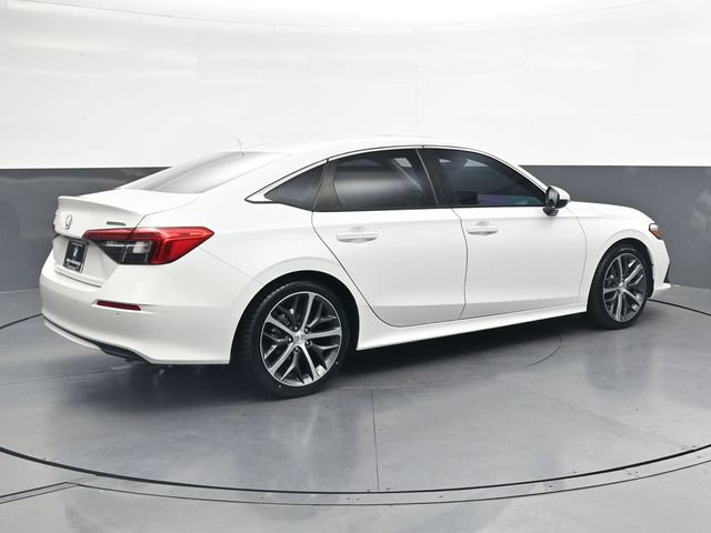 Used 2023 Honda Civic Touring image 4