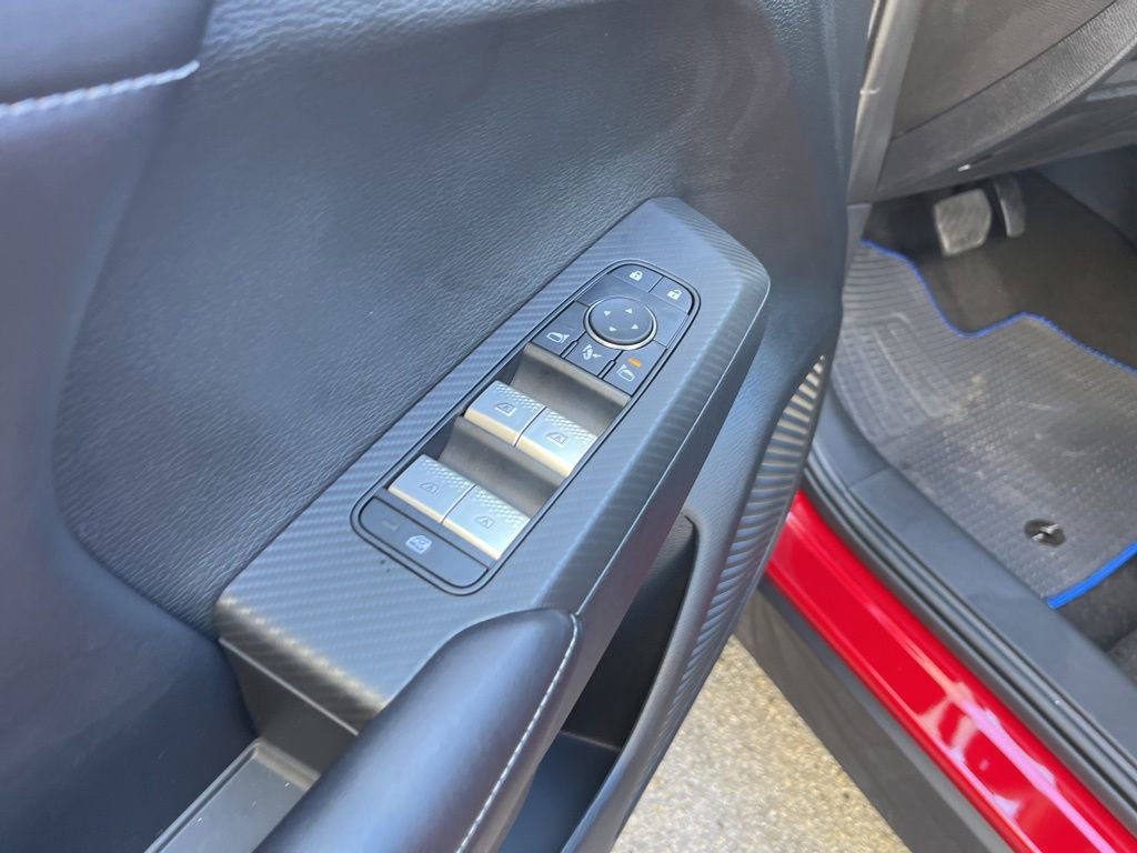 New 2025 Mitsubishi Outlander SE image 39