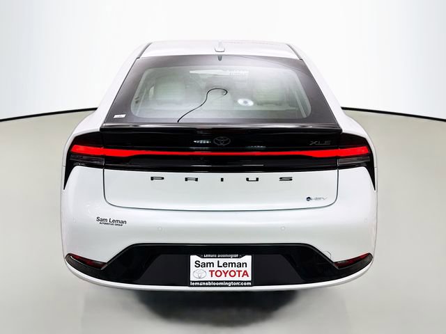 Used 2024 Toyota Prius XLE image 6
