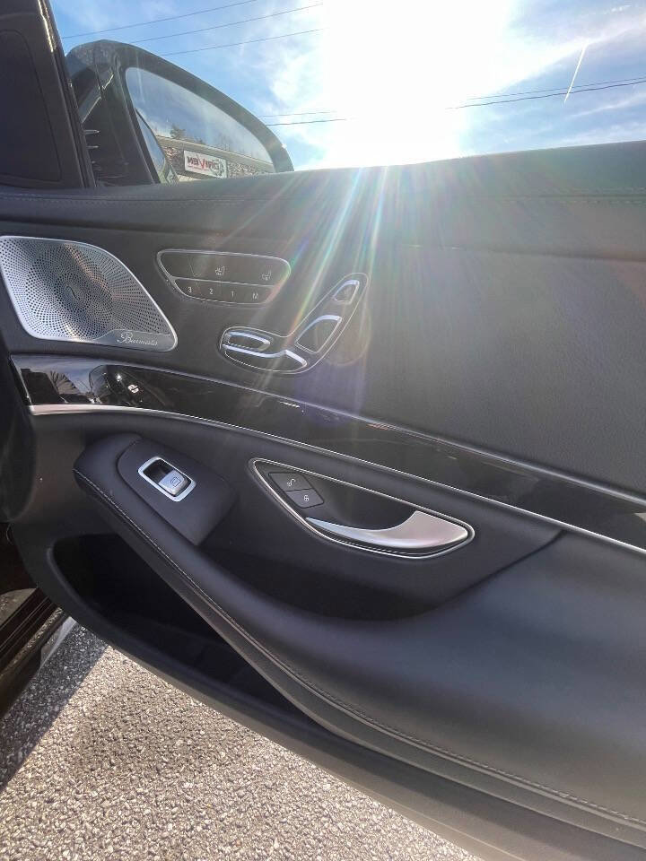 Used 2015 Mercedes-Benz S 550 Sedan image 15